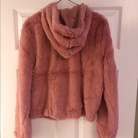 Brand new faux fur jacket - Picture 4 of 4